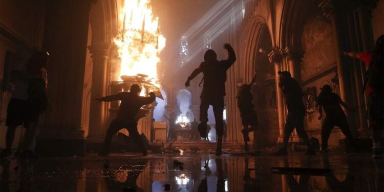 A História em Chamas